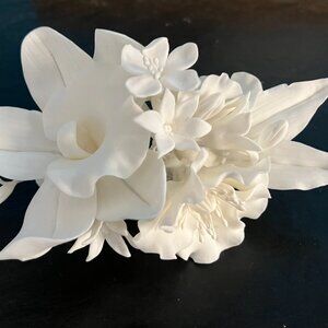Large White Flower Hair Clip - Rustic / Bohemian Bridal Floral Headpiece NWT